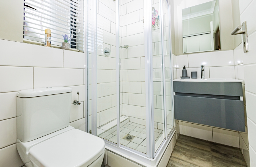 1 Bedroom Property for Sale in Haasendal Western Cape